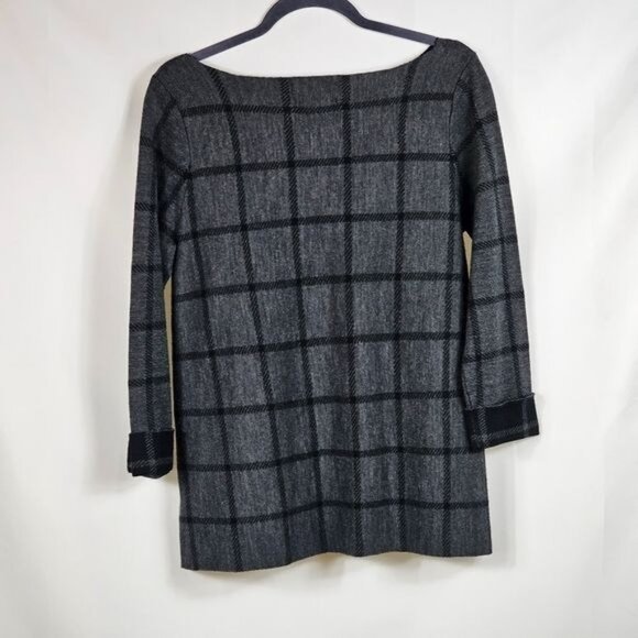 Tahari Extra Fine Merino Wool Sweater Sz M Boatneck Gray Black Quiet Luxury - Picture 2 of 7